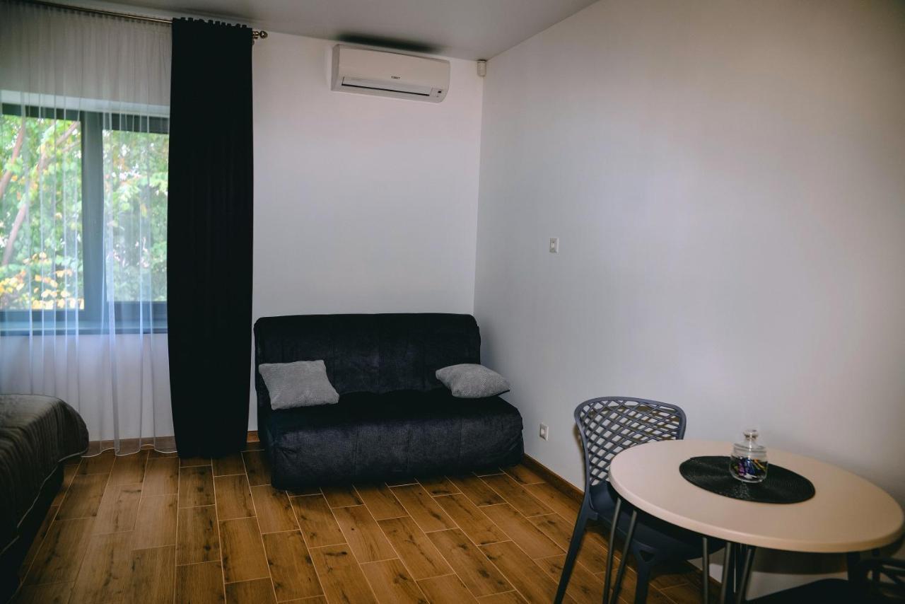 Four Rooms Apartments Czerkasy Zewnętrze zdjęcie