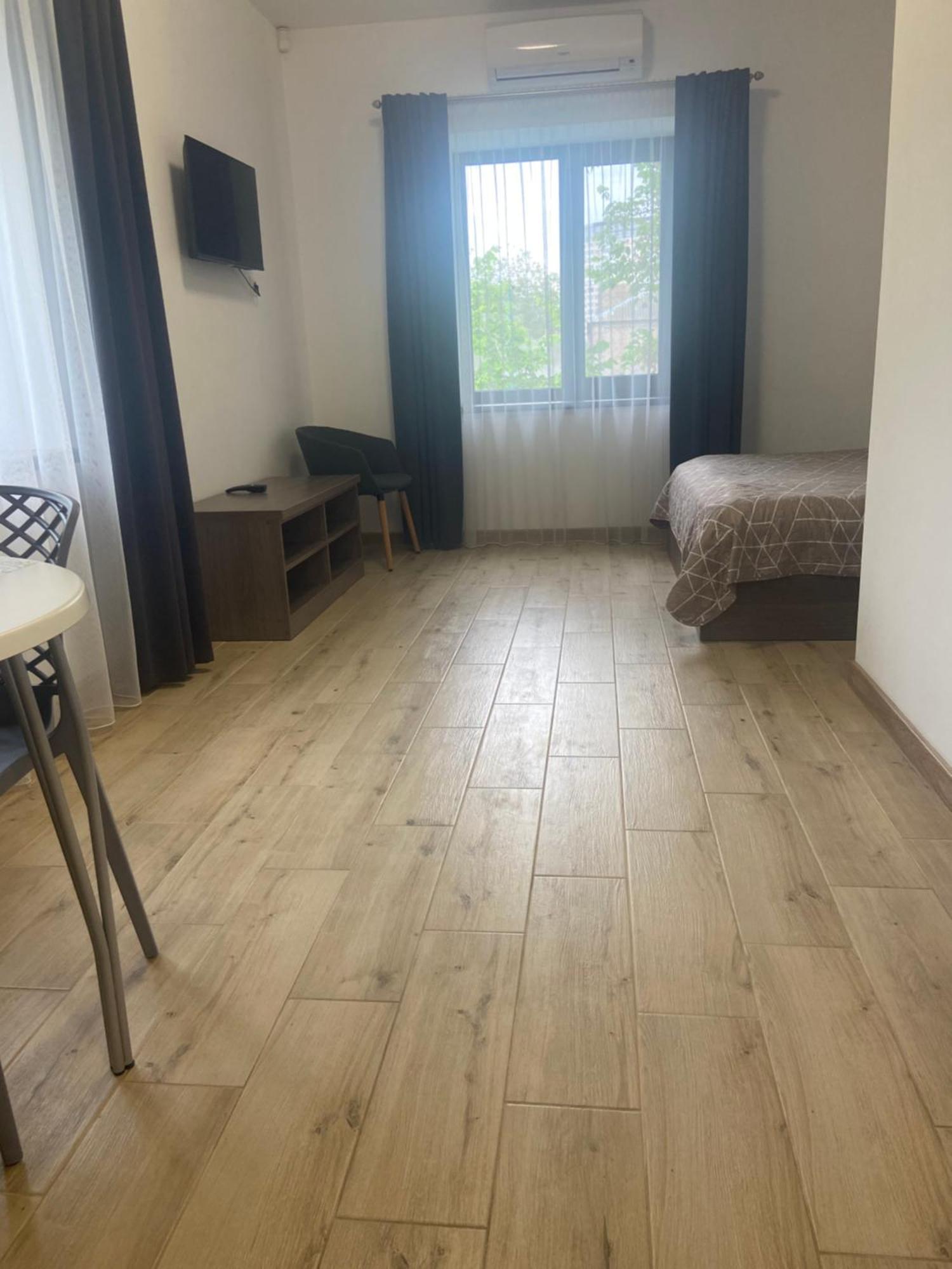 Four Rooms Apartments Czerkasy Zewnętrze zdjęcie